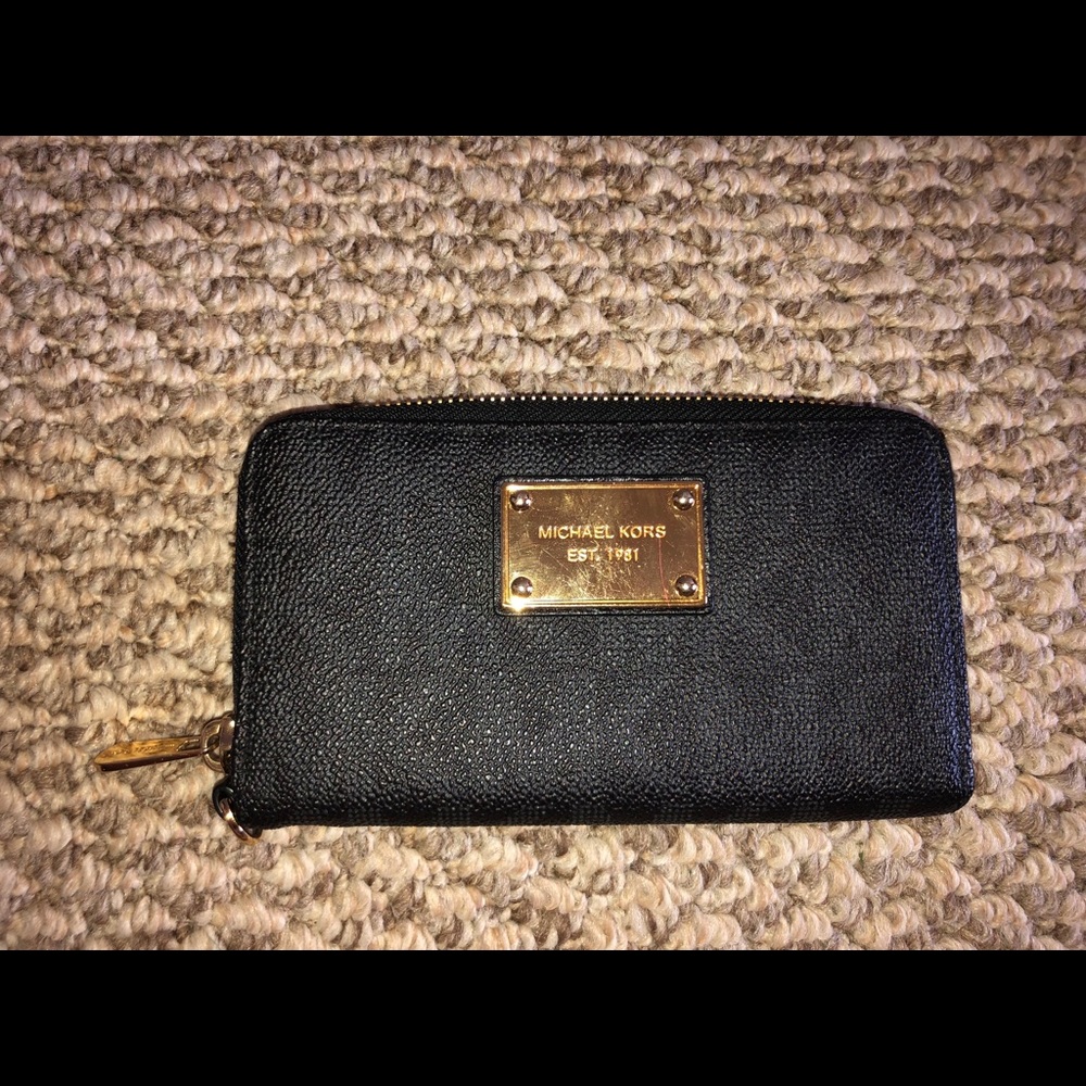 Michael Kohrs wallet clutch